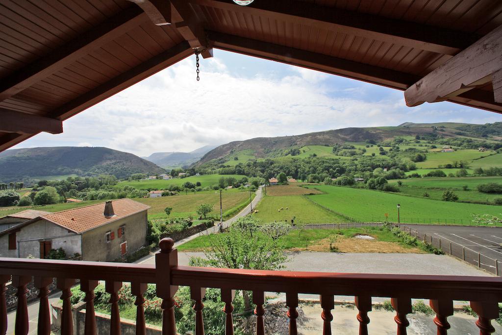 Hotel Agian Itxassou Εξωτερικό φωτογραφία